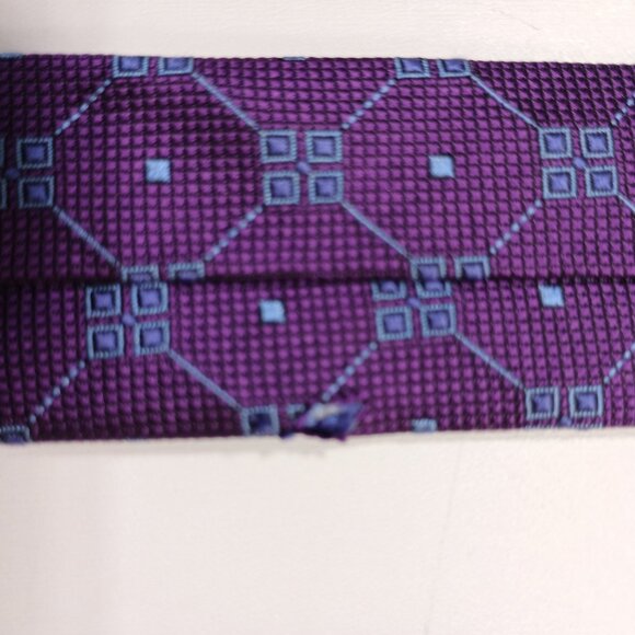 Brooks Brothers Men’s Silk Tie Purple Blue Geometric Made in USA NWT Minor Flaw - Picture 10 of 10